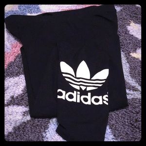 Adidas trefoil leggings